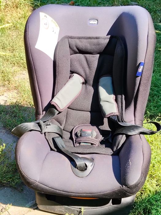 Автокрісло chicco cosmos