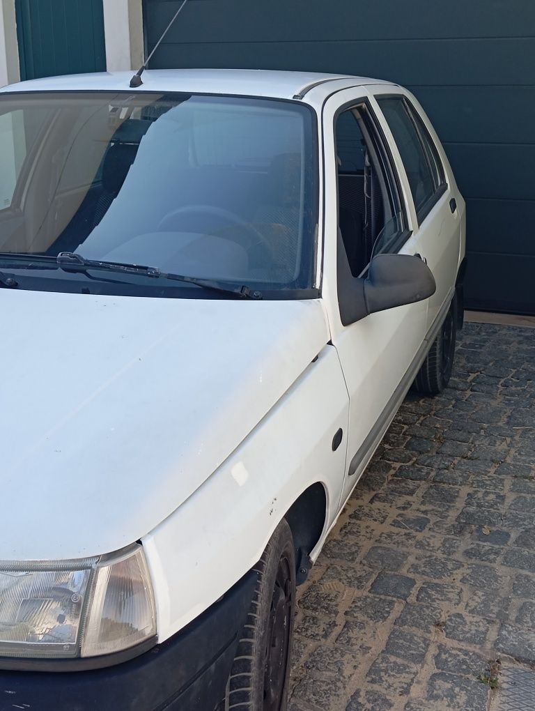 Renault Clio gasolina