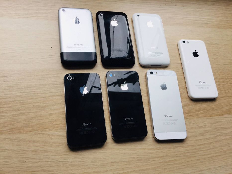 Zestaw kolekcjonerski Apple iPhone 2g