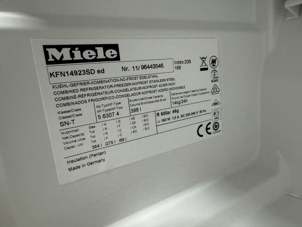 Miele KFN14923SD холодильник сірий 2м noFrost А++