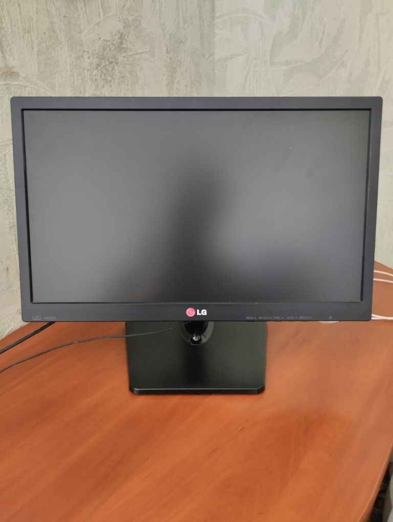 Монітор LG 19EN33