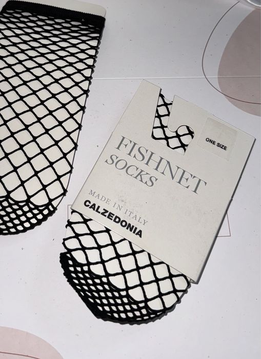 Cena z metki 40zł. Calzedonia nowe (w opakowaniu) skarpetki one size