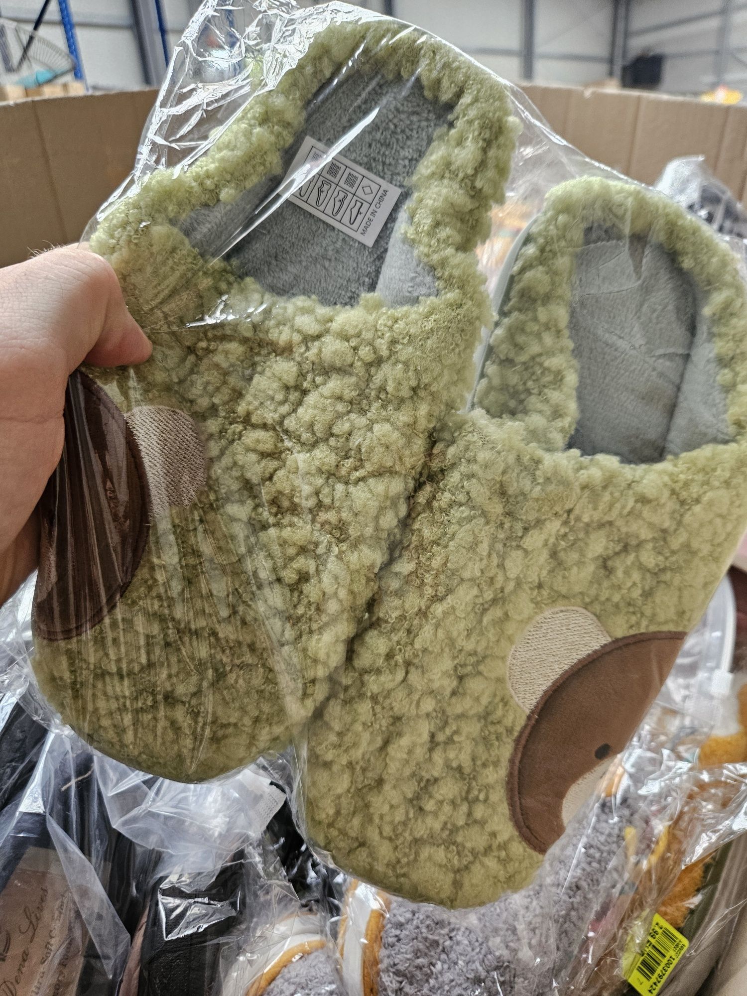 Kapcie Paleta Nowe