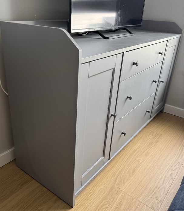 Kredens ikea  hauga szary