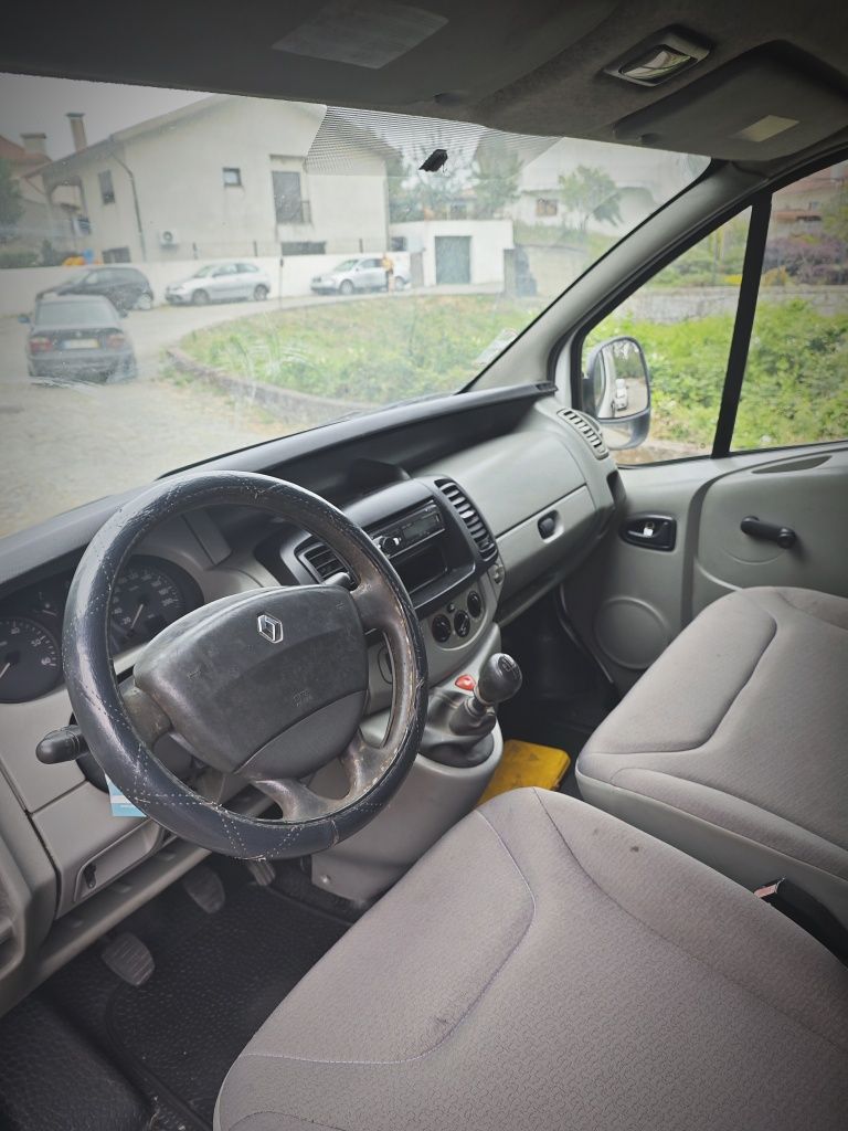 Renault Trafic 1.9dci ! Revisão total
