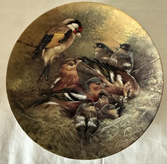 Вінтаж: колекція настінних тарілок .