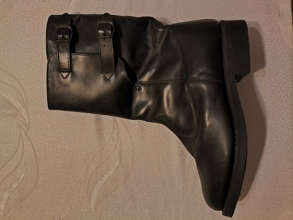 Buty wysokie policyjne.