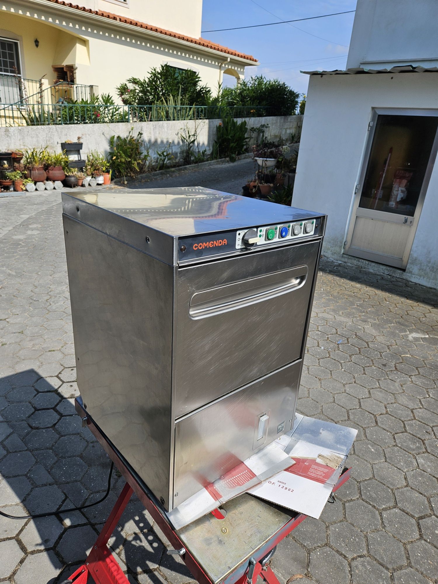 Vendo máquina loiça industrial