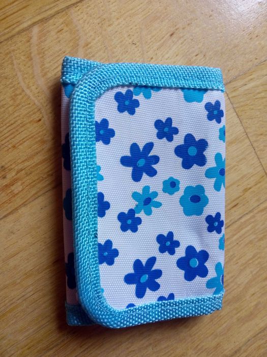 Vários porta moedas