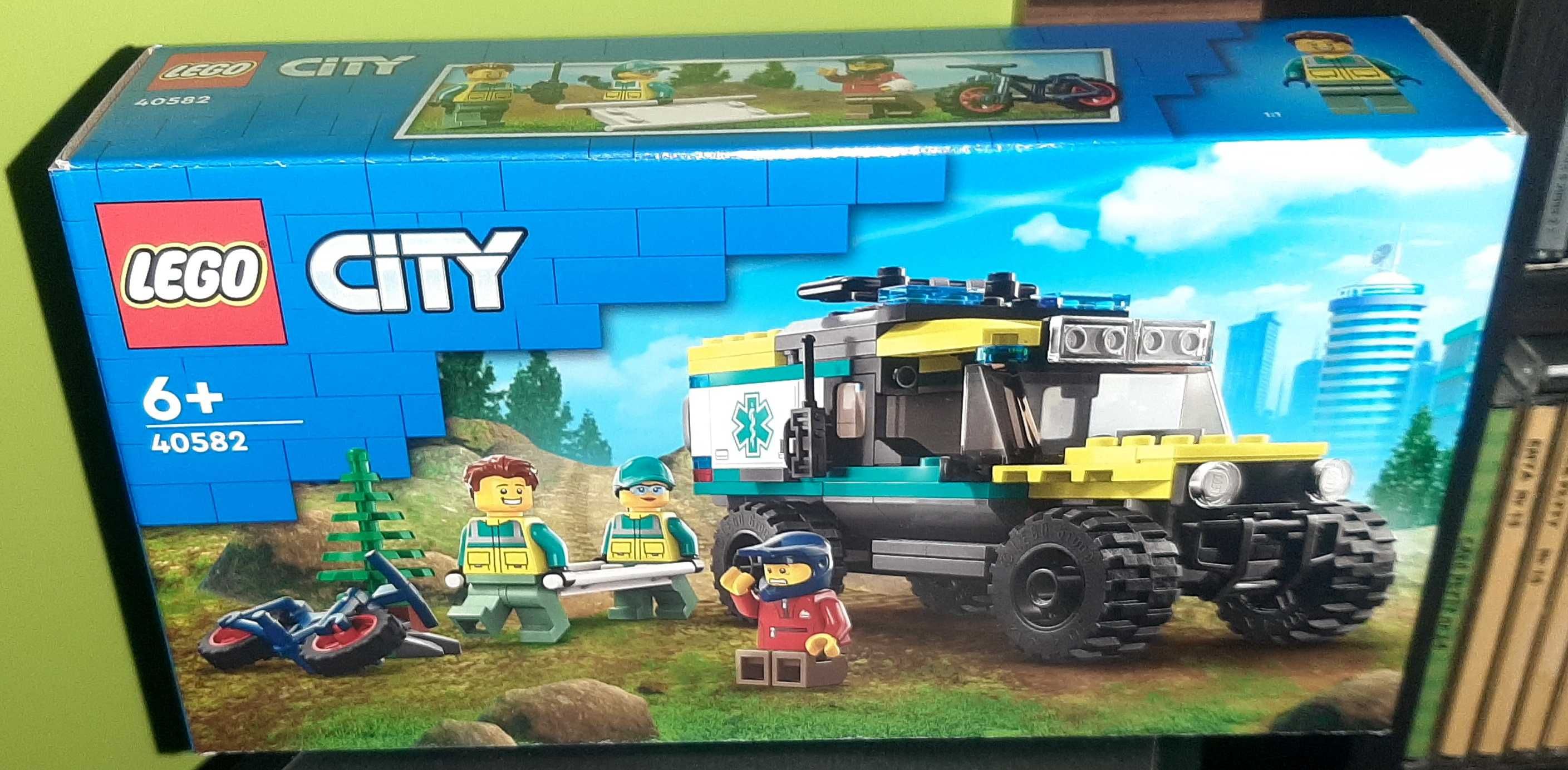LEGO City 40582 - Terenowa karetka z napędem 4x4 Nowe