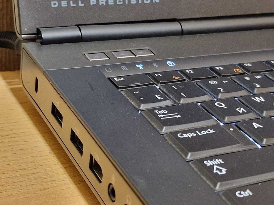 Ігровий Dell Precision M6800 NVIDIA Quadro K3000M, 4Гб Core i7-3840QM