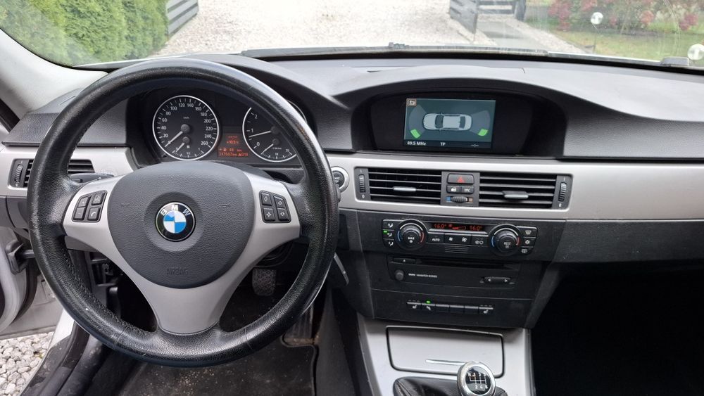 E90 320i 150KM z Niemiec Bogata wersja