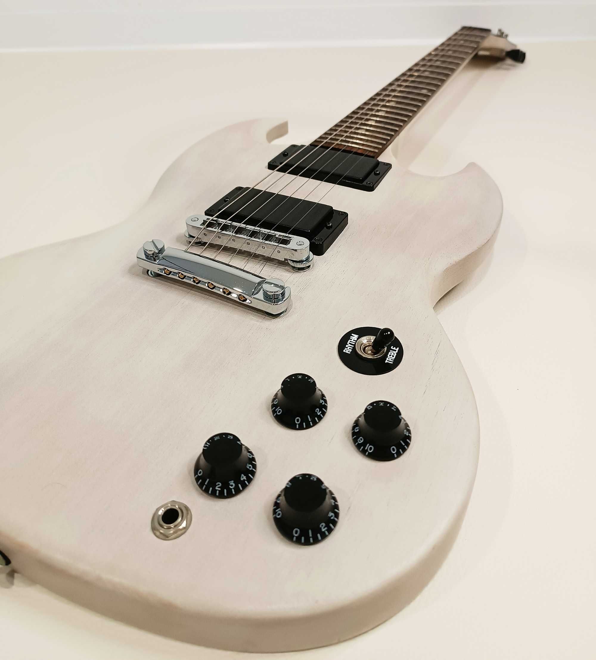 Gibson SG 2013 Trans White