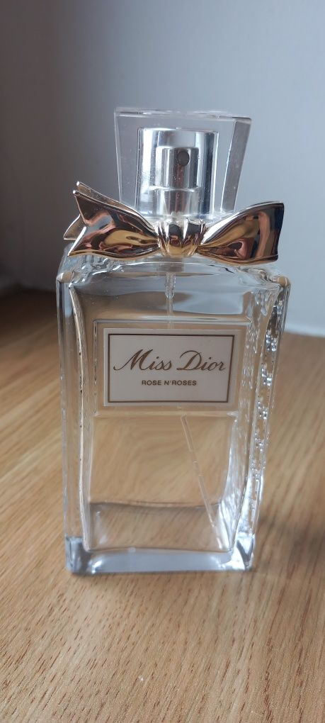 Flakon, buteleczka po perfumach Miss Dior Rose n roses