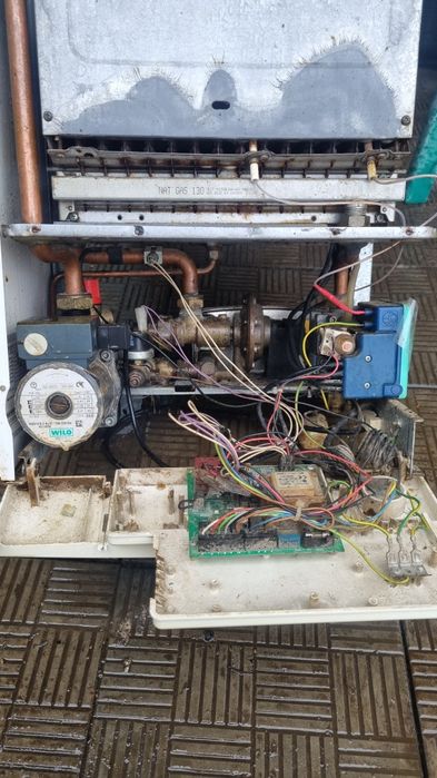 Продам настенный газовый турбинированный котёл