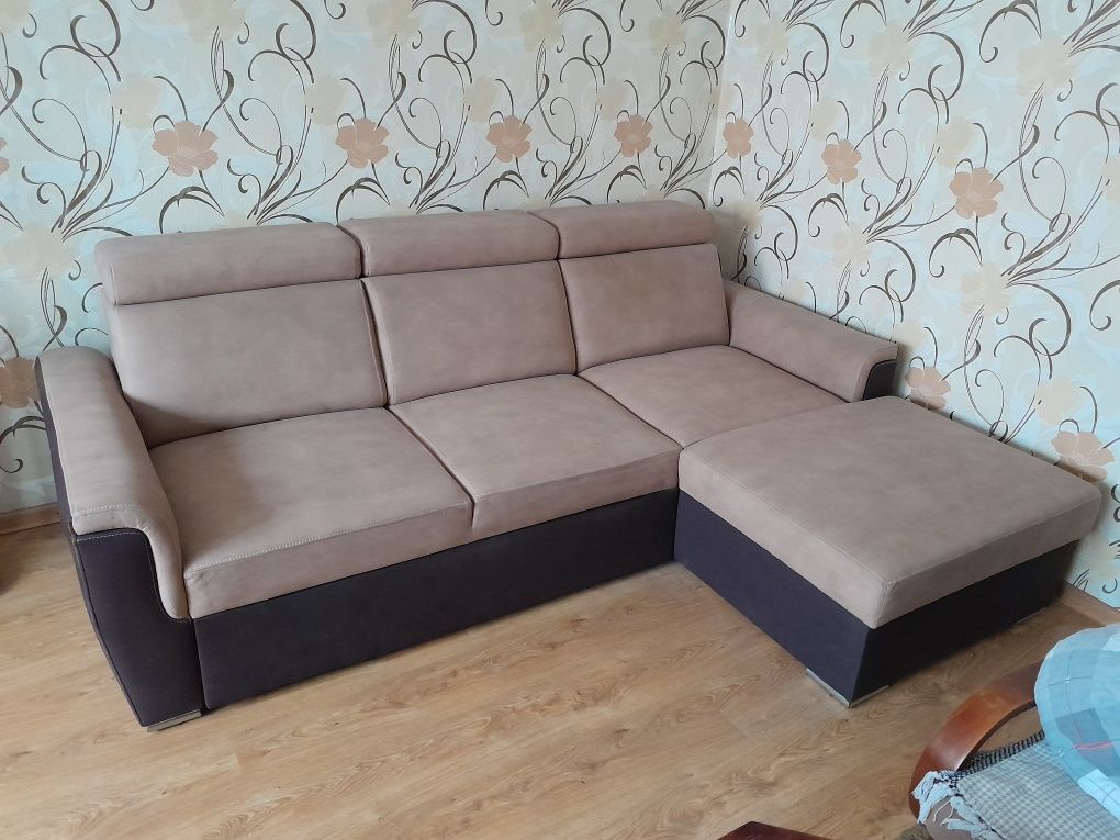 Narożnik z funkcją spania