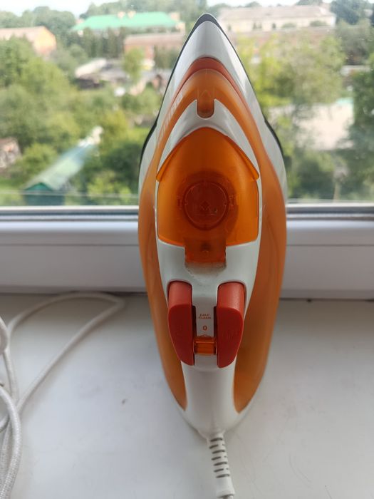 Праска Philips в робочому стані