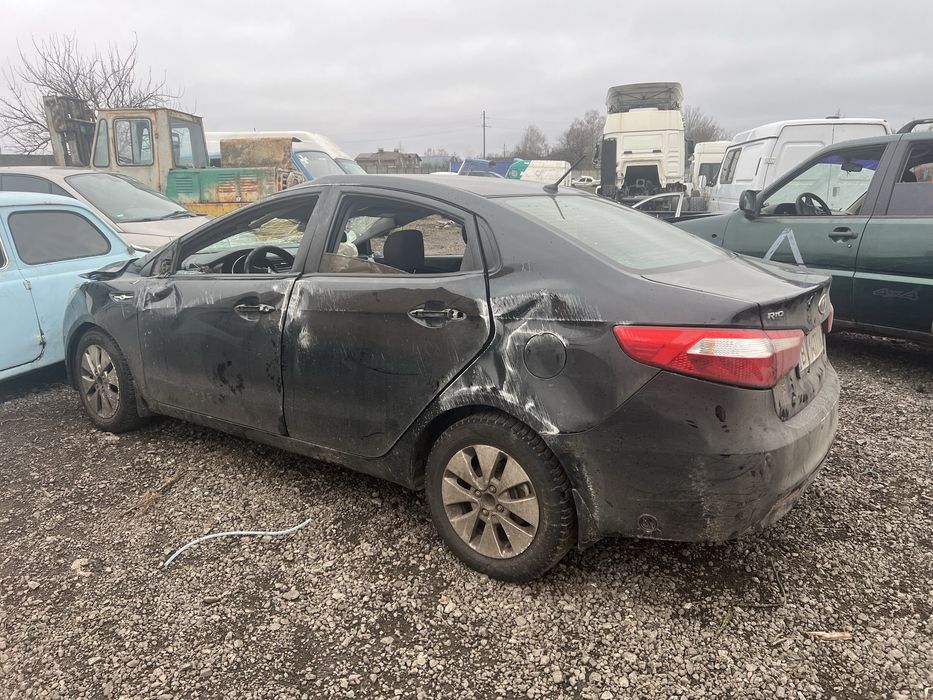 KIA rio 2014 год мотор 1.4 газ бензин