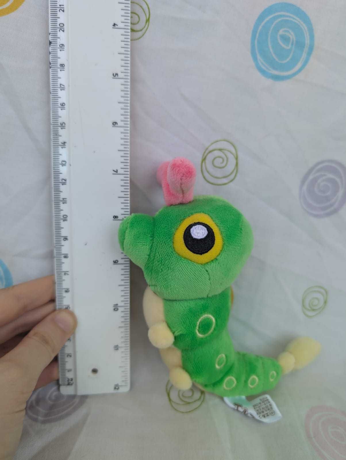 Pokémon peluche caterpie