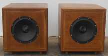 Par de Subwoofers NHT 12"