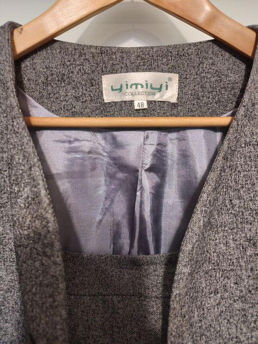 Костюм зі спідницею