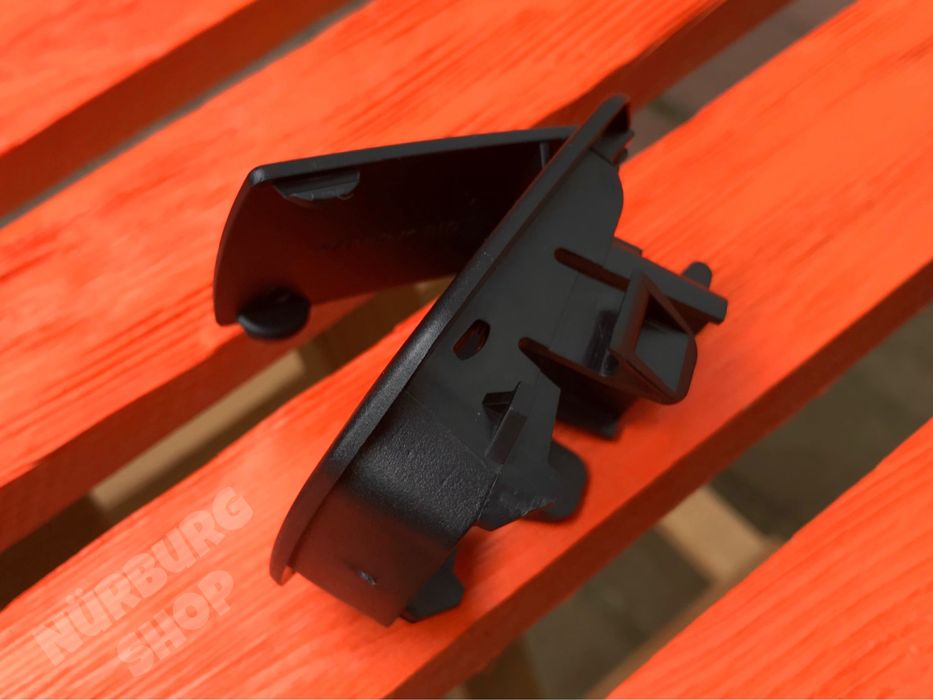 Заглушка детского кресла ISOFIX BMW Е84 Е87 Е90 F20 F30 F34 F36 черная