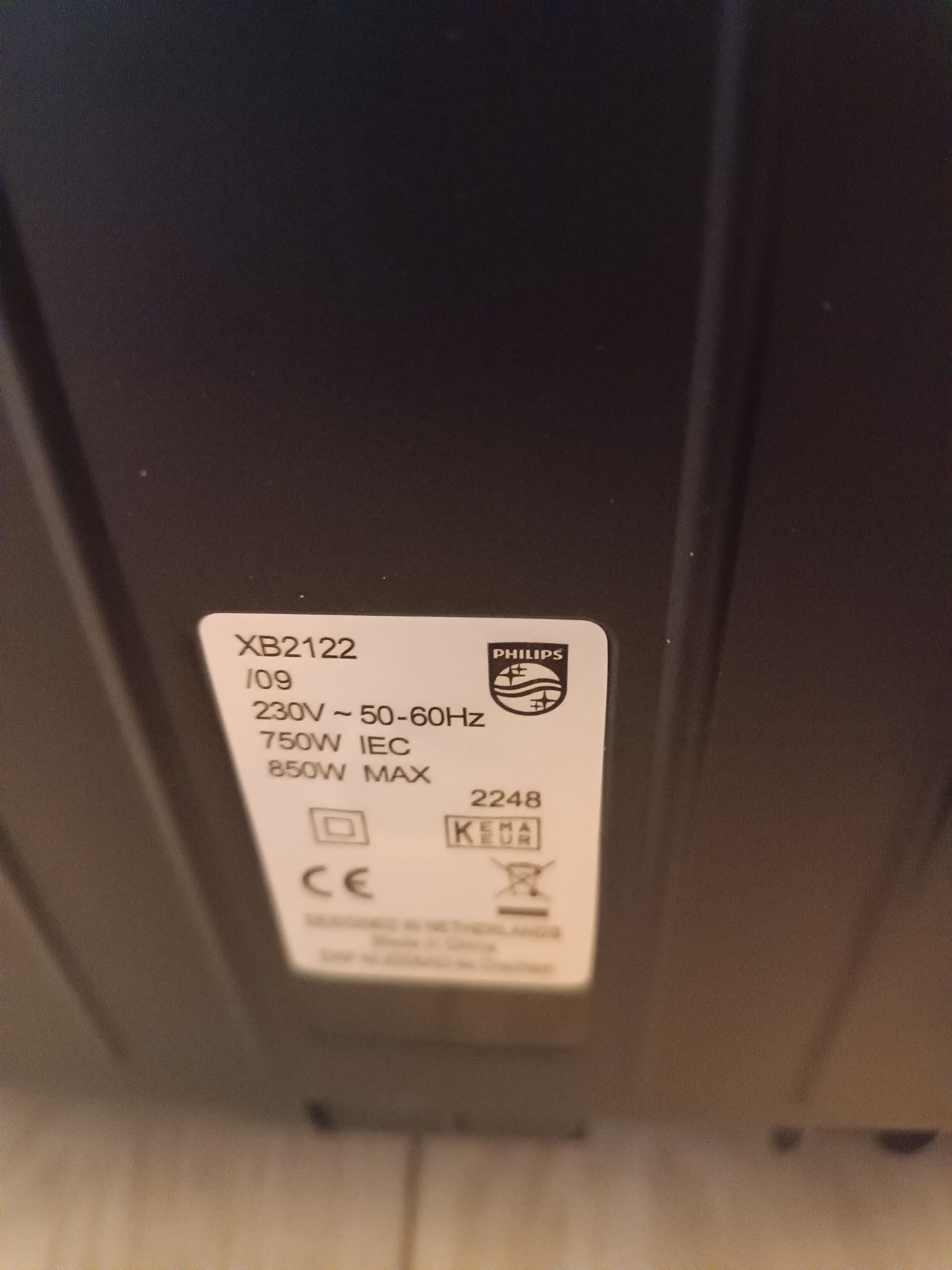 " Odkurzacz Philips XB2122 Serie 2 - wąż , rura, szczotka