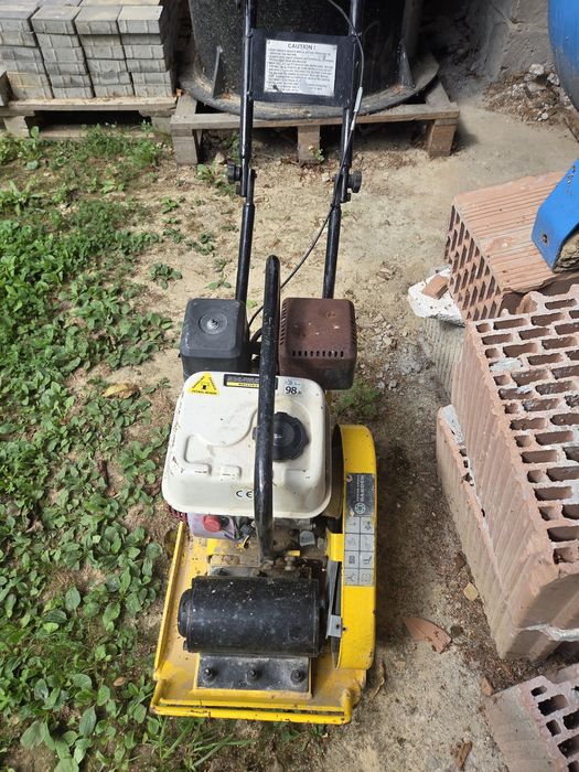 Zagęszczarka 70kg silnik honda