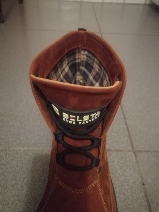 Ботинки из замши