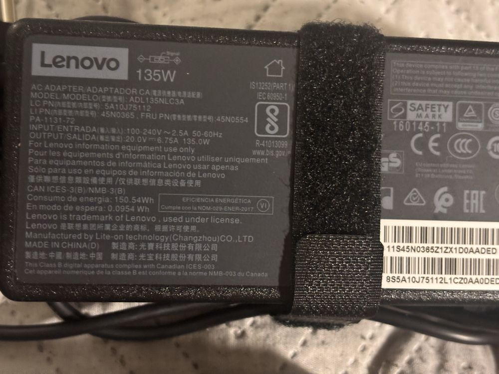 Блок живлення для ноутбуків lenovo w135