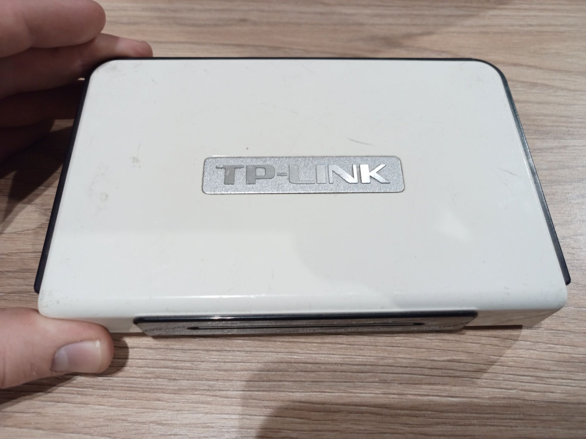 TP- Link router WR743ND i access point WR543G