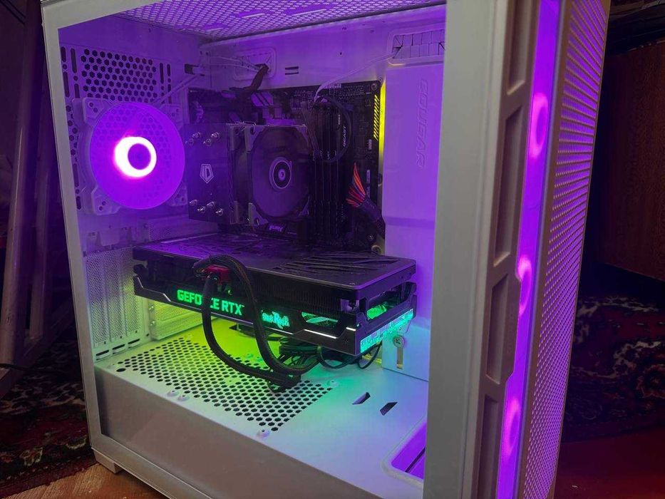 Продам відеокарту Palit GeForce RTX 3070 GameRock OC 8GB