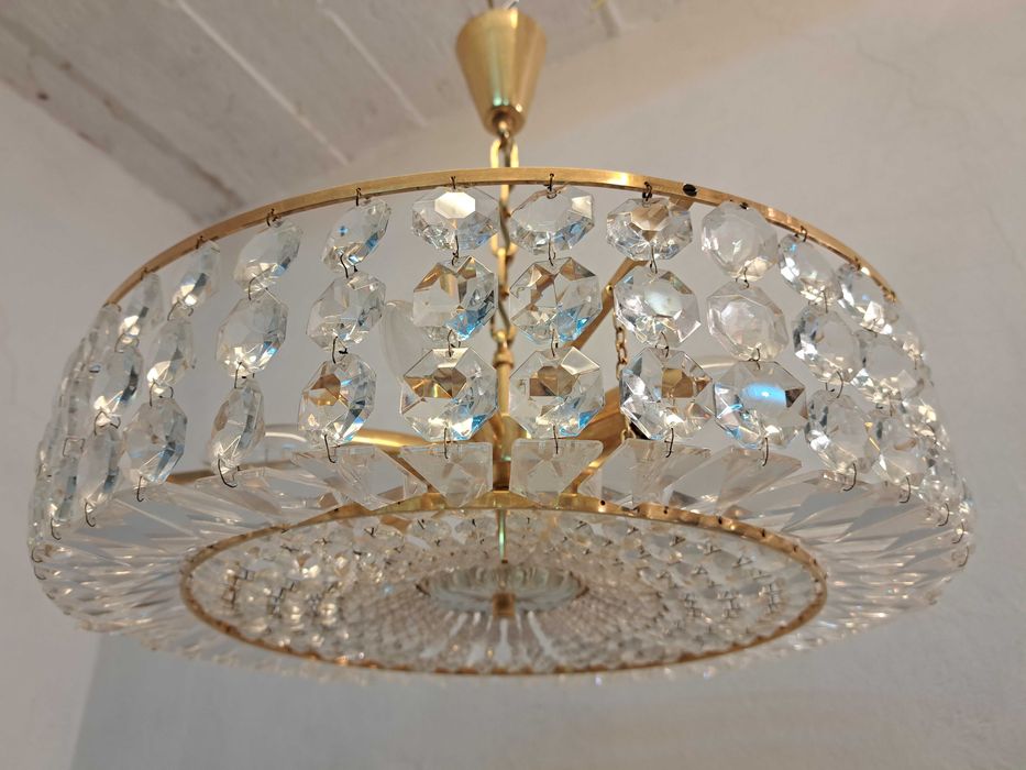 Żyrandol kryształowy okrągły mosiężny złoty kryształy Wiedeń Austria