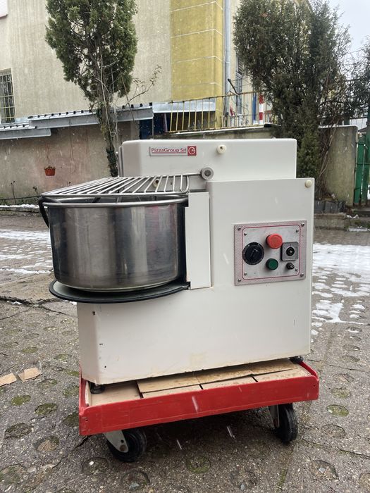 Spiralna mieszałka do ciasta PizzaGroup IR33 2V – 33L – PIZZA