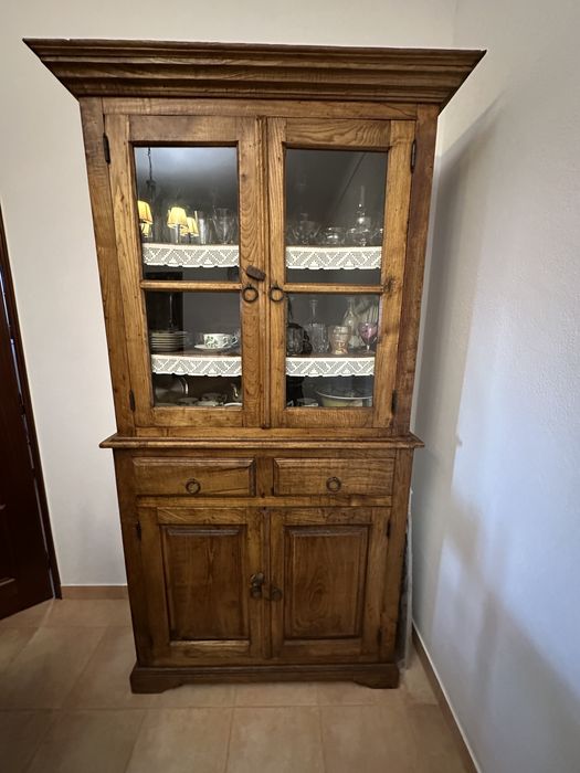 Movel louceiro antigo rustico