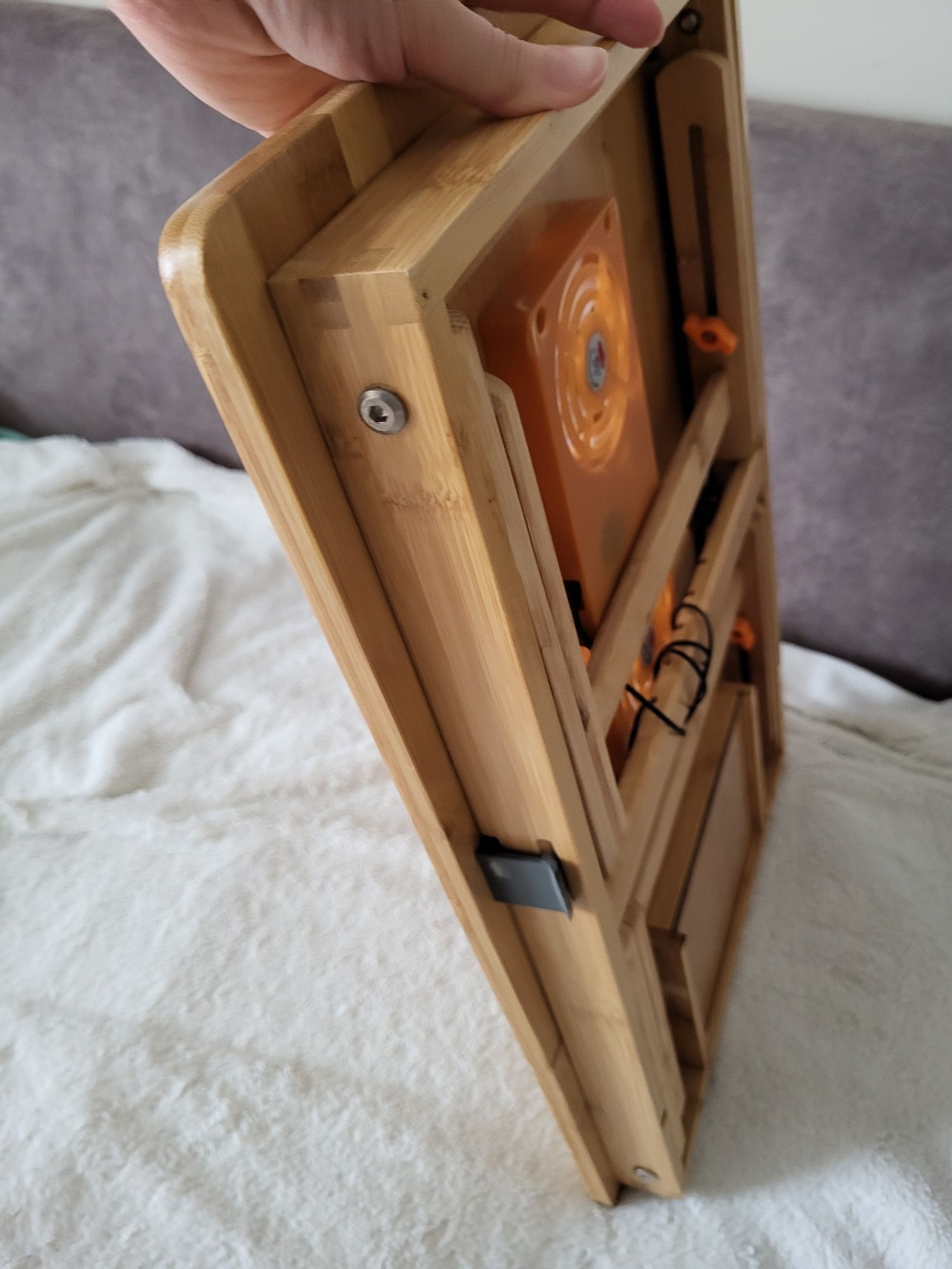 Підставка для ноутбуку дерев'яна