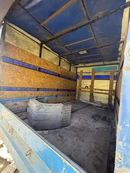 Тентована будка 3.7×2.1×2.05 м – міцна, гарний стан!