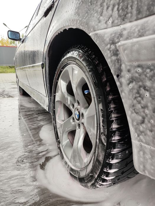 В продажі BMW е39