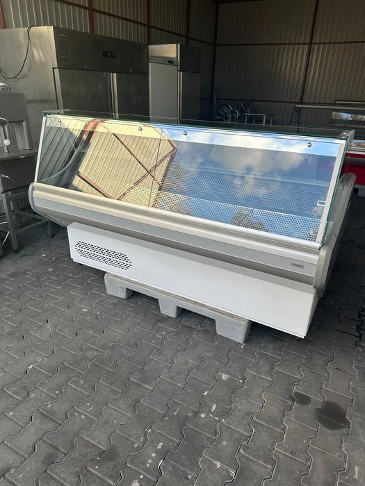 Lada chłodnicza 2021 r