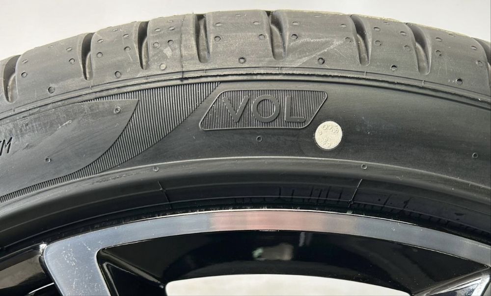 Volvo Xc60 Xc40 kola Alu 245/40r21 Pirelli 5x108 Oryg Nowe