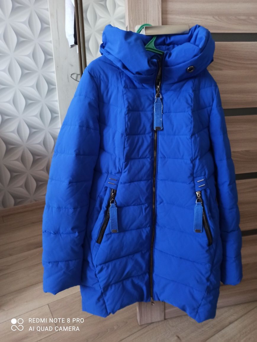 Продам зимову куртку розмір М