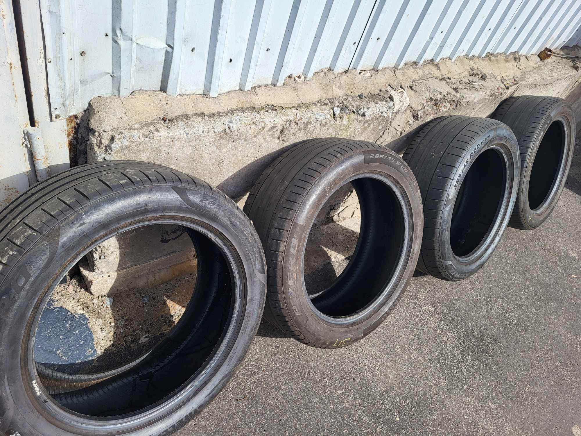 Комплект 285/45r20 Pirelli 21год