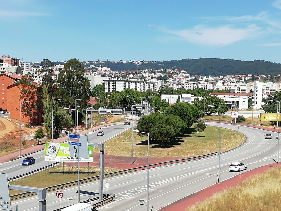 Quarto Rapaz Vale das Flores - Coimbra
