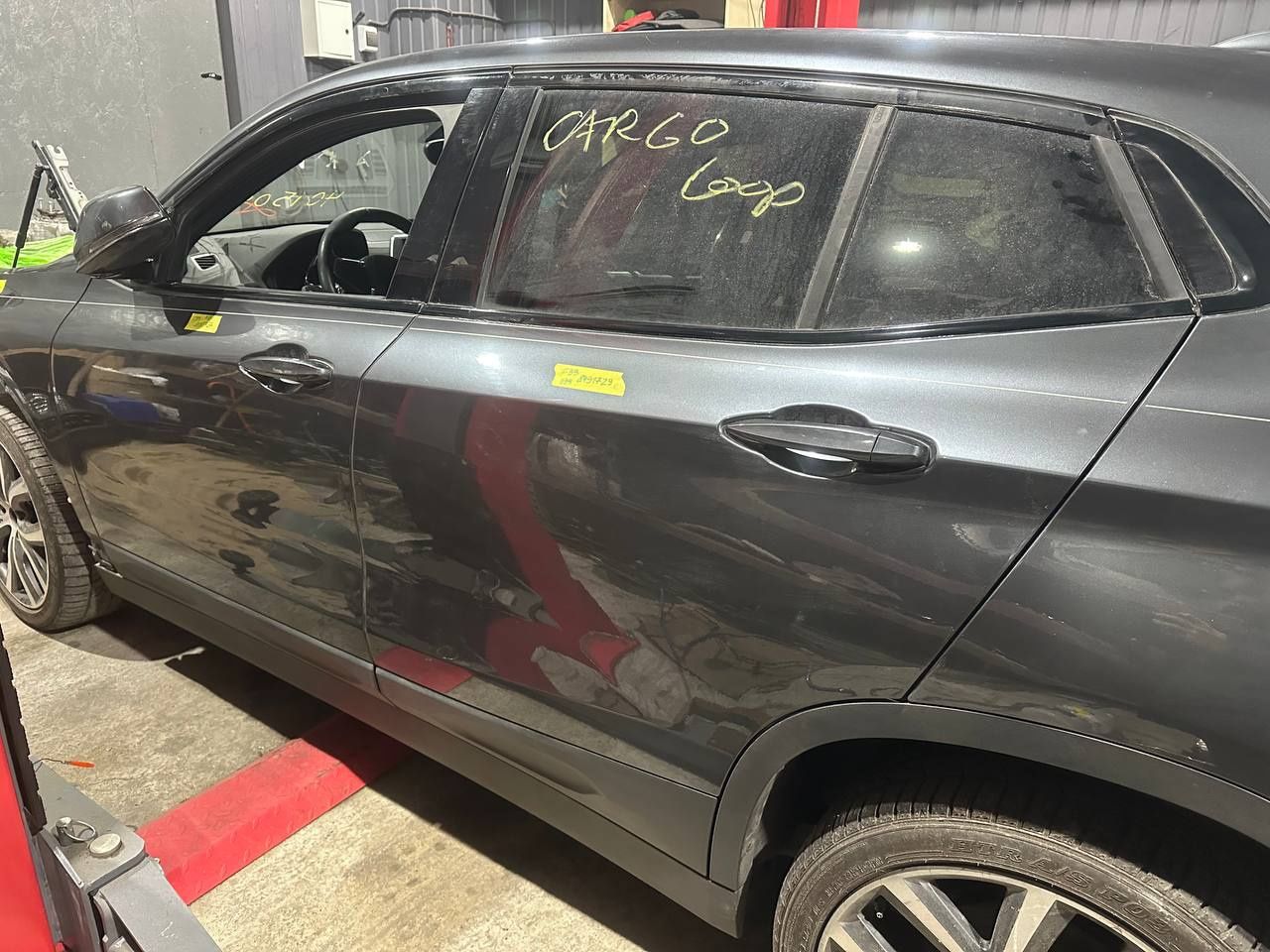 Двері bmw x2 f39 передні ліві праві задні b39