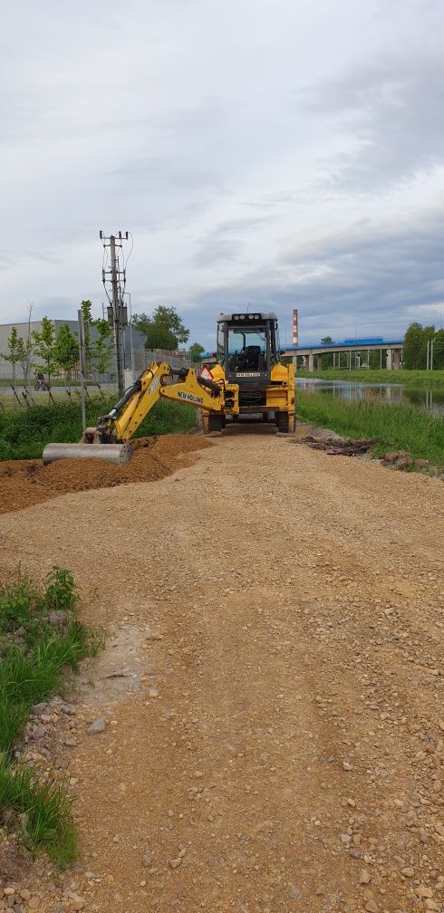 Uslugi Koparka  oraz usługi transportowe