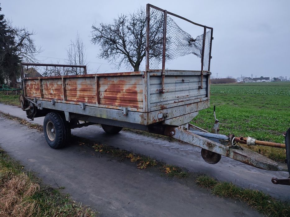 Rozrzutnik obornika jednoosiowy czarna białostocka agromet