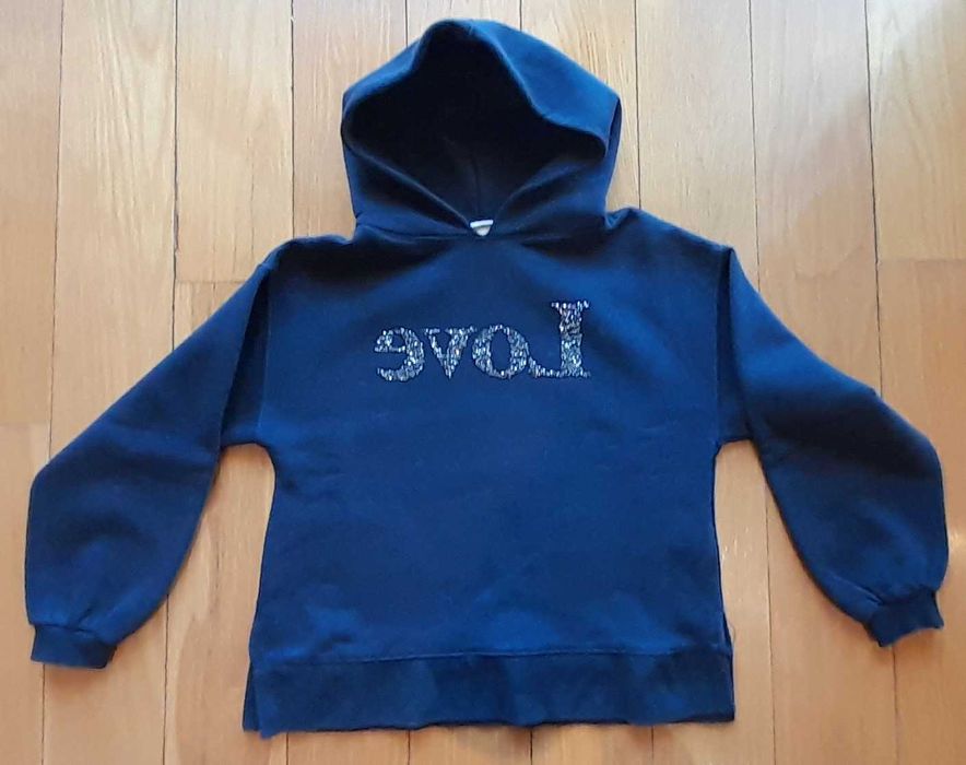 Sweatshirt com capuz e manga comprida, Zara