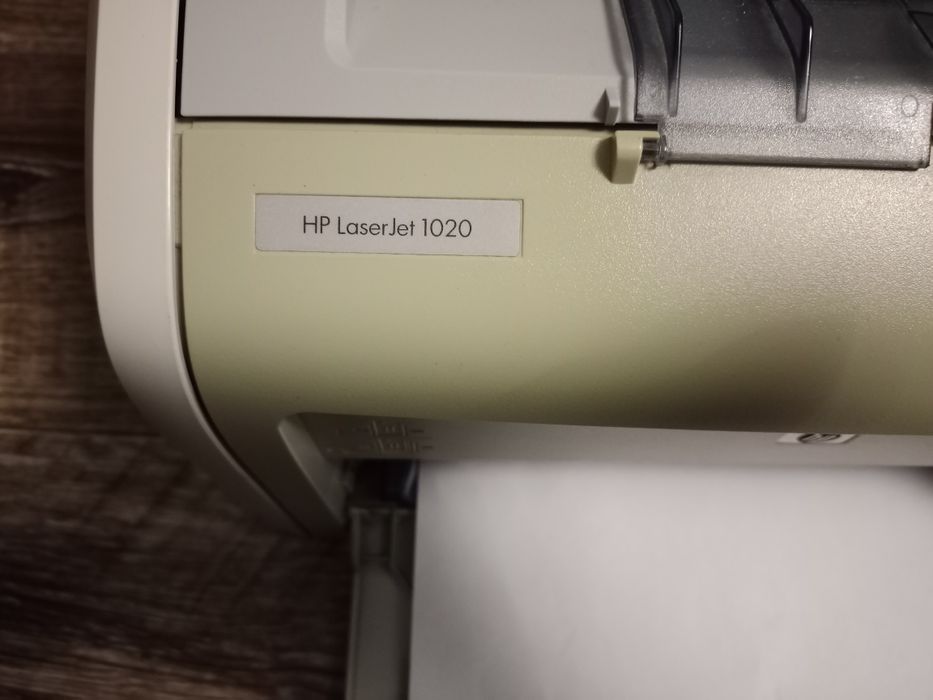 Лазерный принтер HP laser jet 1020