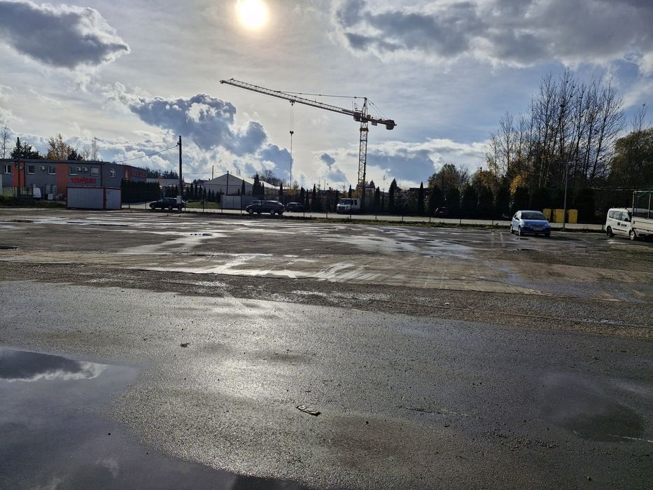 Wynajmę plac w Dąbrowie Górniczej przy S1 z biurami