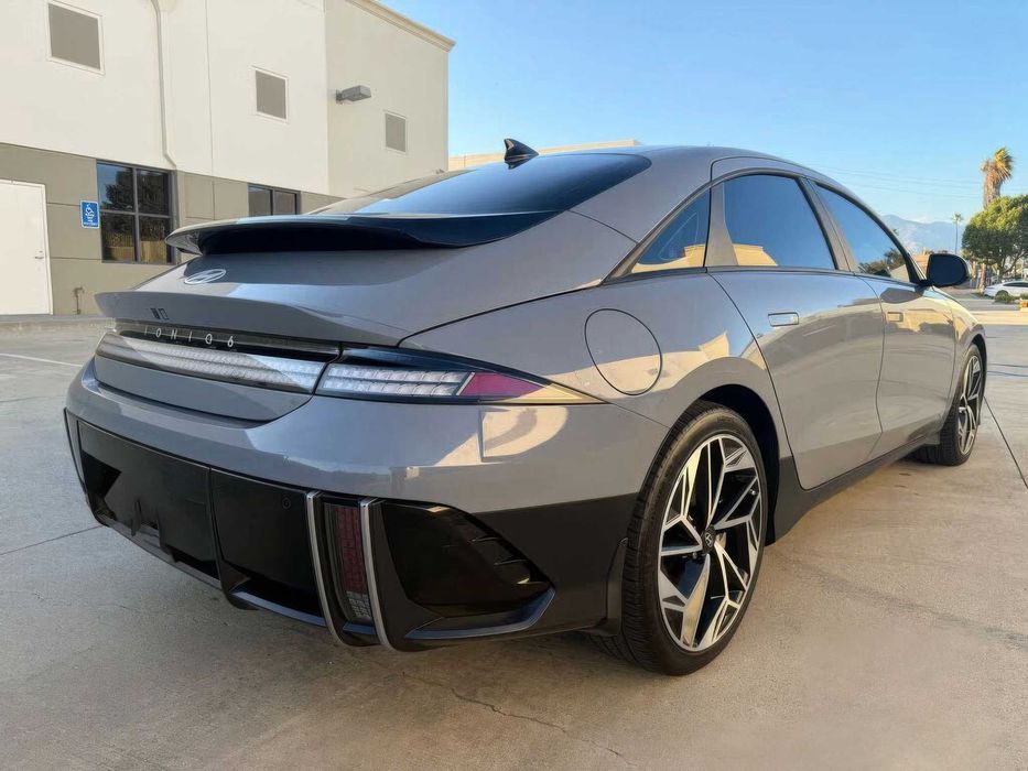 Hyundai Ioniq 6 SEL      2023